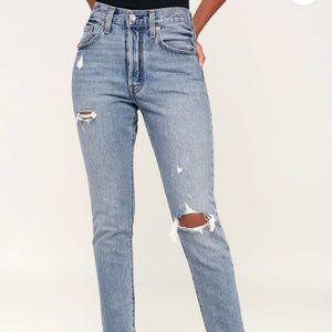 Levi’s ripped jeans